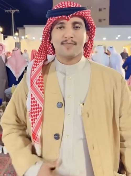 لقاء مع الإعلامي والشاعر بندر الكشي