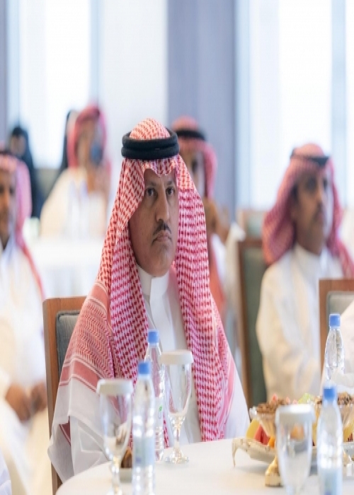 الخضيري يقيم محاضره توعويه بعنوان نحو حياه صحيه